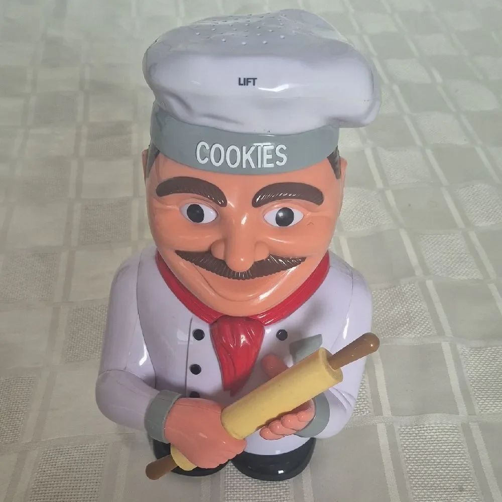 The Original Chef Talking Cookie Jar with Rolling Pin
